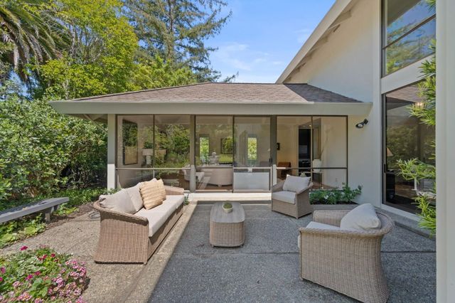 1955 Parkside Avenue, Hillsborough, CA 94010
