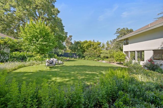1955 Parkside Avenue, Hillsborough, CA 94010