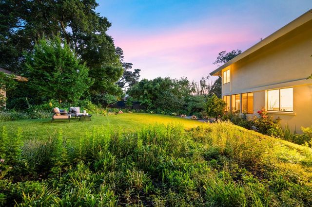 1955 Parkside Avenue, Hillsborough, CA 94010