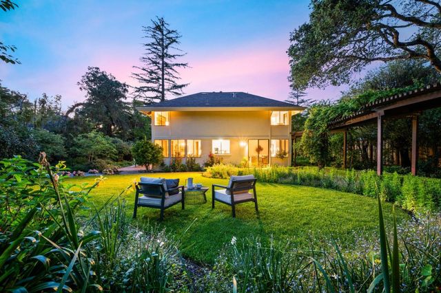 1955 Parkside Avenue, Hillsborough, CA 94010