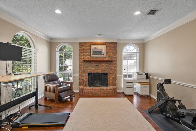 418 Riverview Drive, Woodway, TX 76712