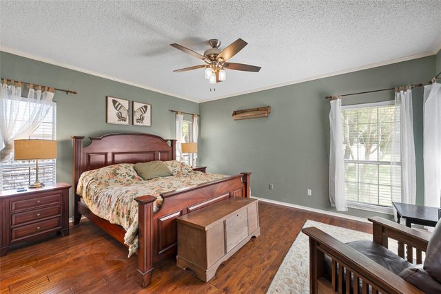 418 Riverview Drive, Woodway, TX 76712