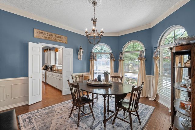 418 Riverview Drive, Woodway, TX 76712