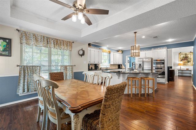 418 Riverview Drive, Woodway, TX 76712