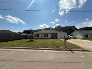 608 Marion Street, Paragould, AR 72450