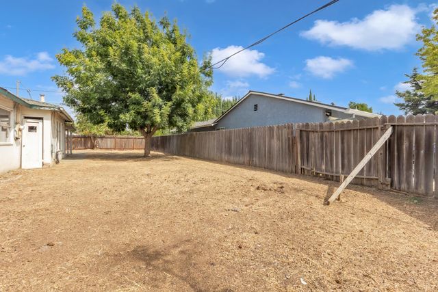 1040 Morse Ave, Sacramento, CA 95864