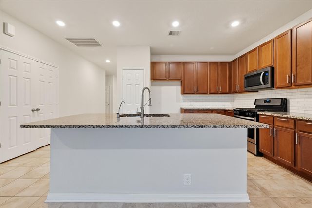 5907 Osprey Drive, Rosenberg, TX 77469