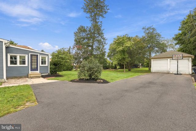 81 UNION ST, Medford, NJ 08055