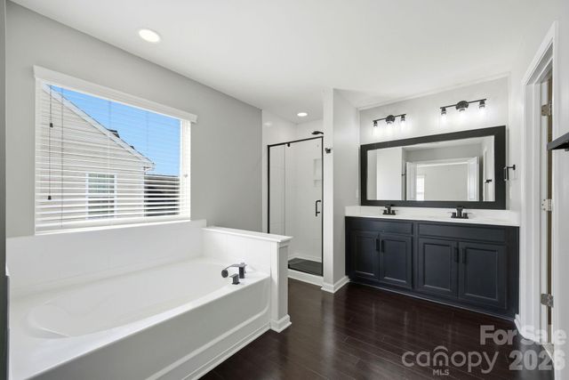 10609 Candlestick Court, Charlotte, NC 28273