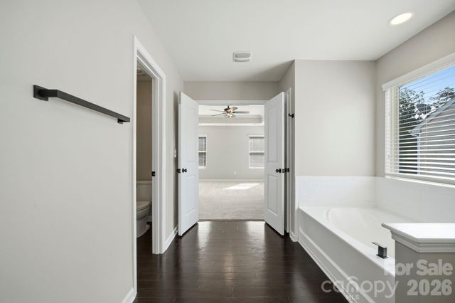 10609 Candlestick Court, Charlotte, NC 28273