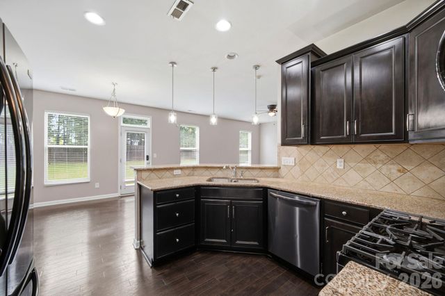 10609 Candlestick Court, Charlotte, NC 28273