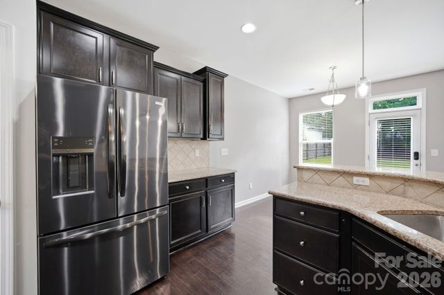 10609 Candlestick Court, Charlotte, NC 28273