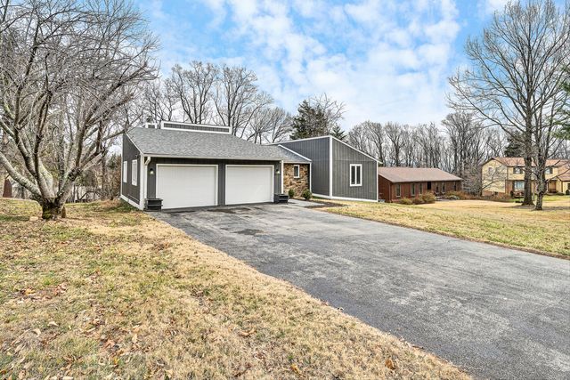 6124 Saddleridge CIR, Roanoke, VA 24018