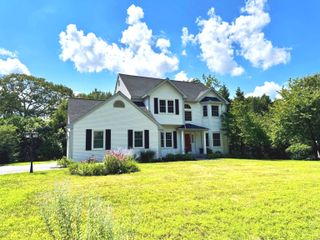 239 Dennison Ridge, Manchester, CT 06040