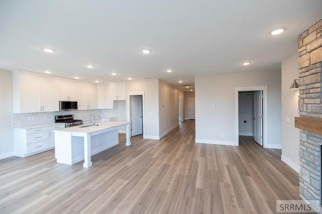 2846 N Grant Avenue, Idaho Falls, ID 83401