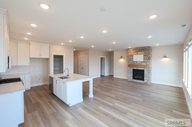 2846 N Grant Avenue, Idaho Falls, ID 83401