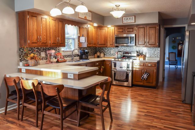 102 S Jackson Street, Morrison, IL 61270