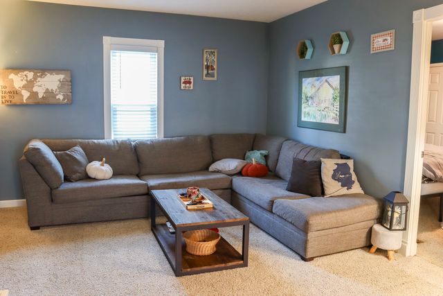 102 S Jackson Street, Morrison, IL 61270