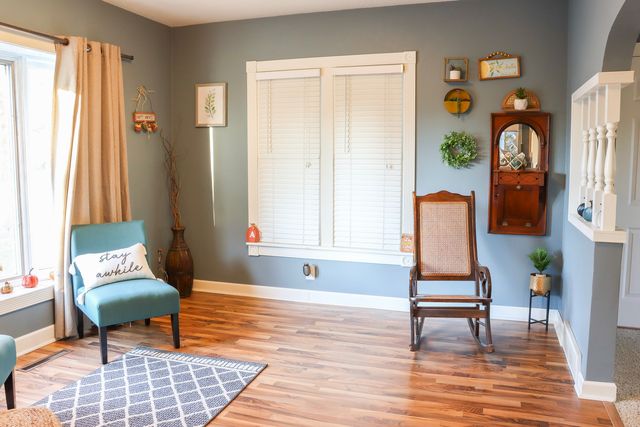 102 S Jackson Street, Morrison, IL 61270