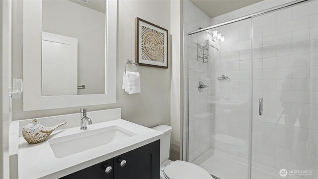 221 Shadow Avenue NE, Renton, WA 98059