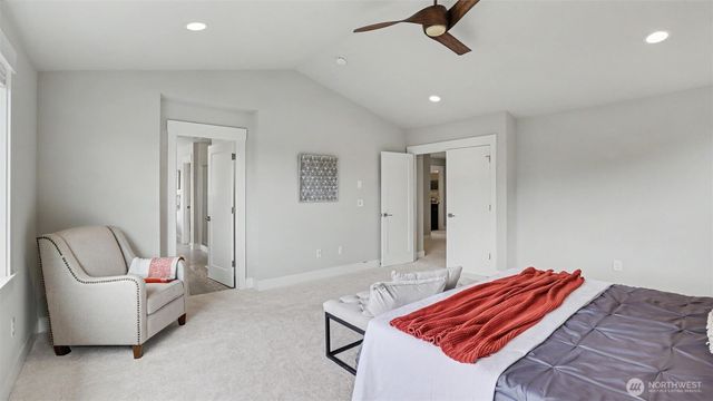 221 Shadow Avenue NE, Renton, WA 98059