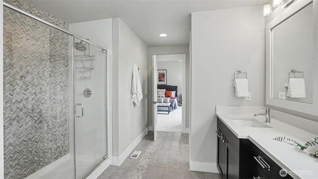 221 Shadow Avenue NE, Renton, WA 98059
