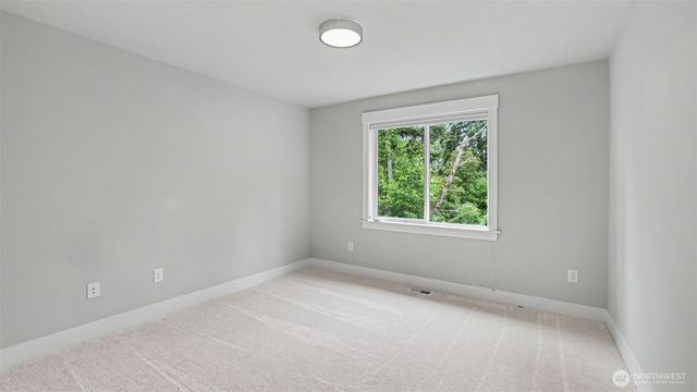 221 Shadow Avenue NE, Renton, WA 98059