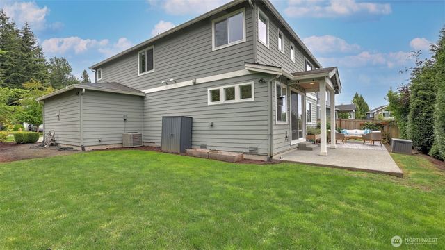 221 Shadow Avenue NE, Renton, WA 98059
