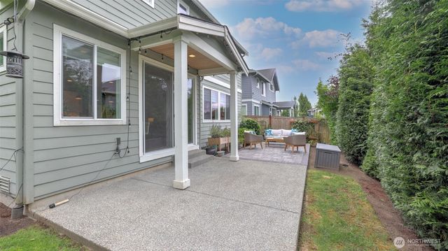 221 Shadow Avenue NE, Renton, WA 98059