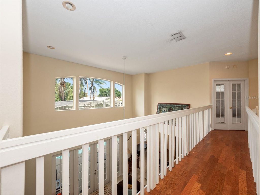 Image 30 of property listing at 10221 LUNDY COURT, Orlando, FL 32836