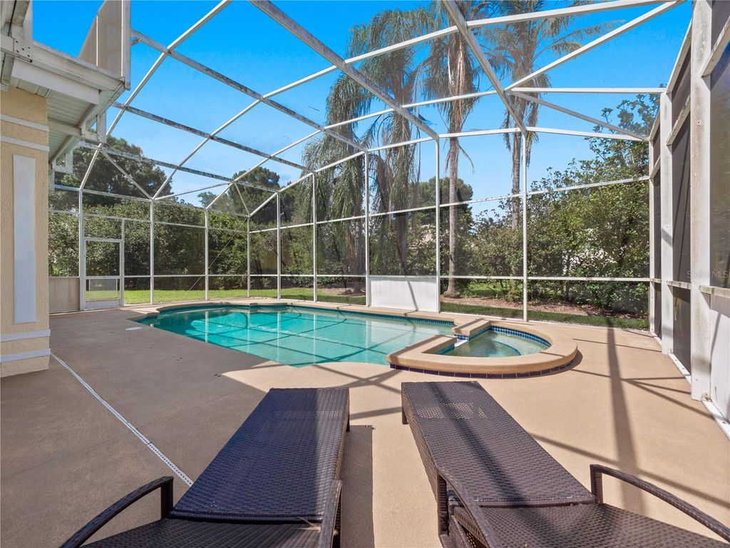 Image 36 of property listing at 10221 LUNDY COURT, Orlando, FL 32836