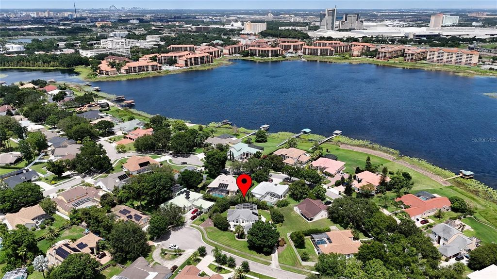 Image 7 of property listing at 10221 LUNDY COURT, Orlando, FL 32836