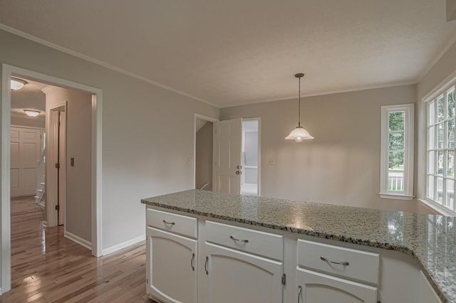 2451 Meadowglen Trail, Snellville, GA 30078