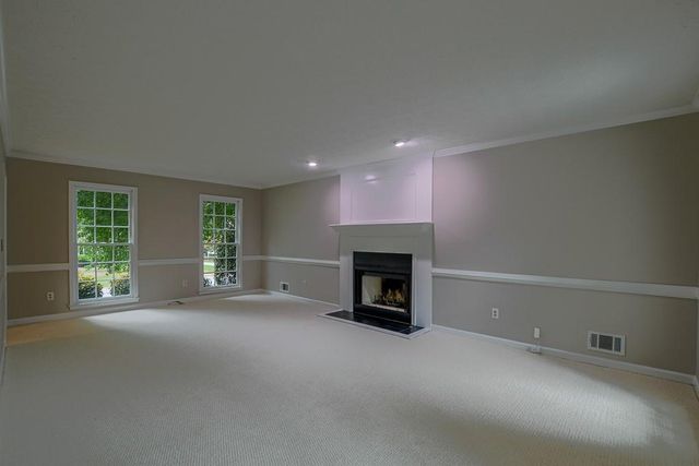 2451 Meadowglen Trail, Snellville, GA 30078