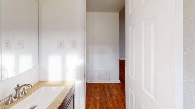 718 Langley AVE, Hampton, VA 23669