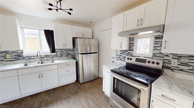 718 Langley AVE, Hampton, VA 23669