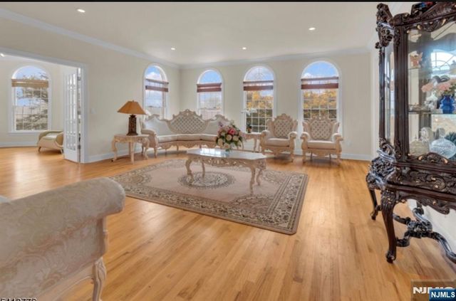 34 Kanouse Lane, Montville Township, NJ 07045
