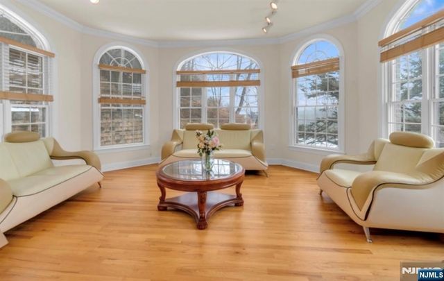 34 Kanouse Lane, Montville Township, NJ 07045