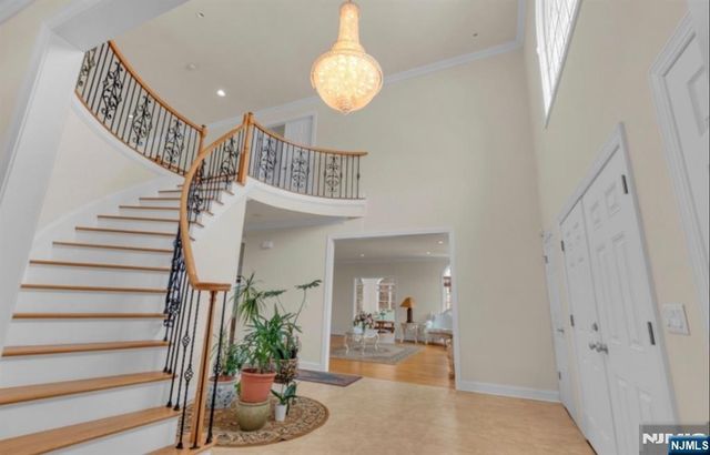 34 Kanouse Lane, Montville Township, NJ 07045