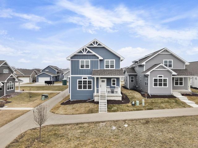 15 Bluestem Pass, Mount Horeb, WI 53572