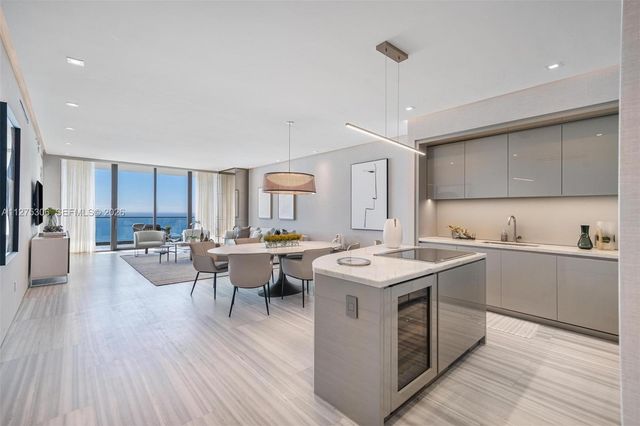 18975 E Collins Ave 3802, Sunny Isles Beach, FL 33160