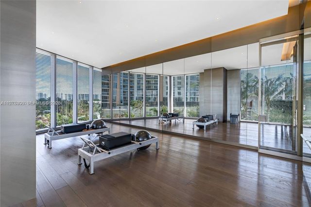 18975 E Collins Ave 3802, Sunny Isles Beach, FL 33160