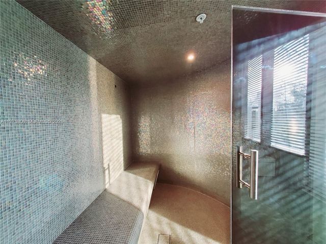 18975 E Collins Ave 3802, Sunny Isles Beach, FL 33160