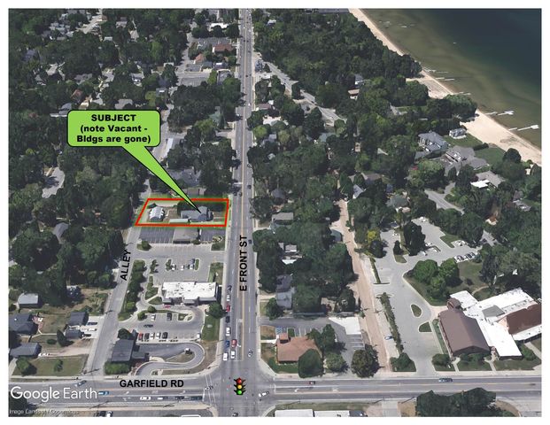 1026-1028 E Front Street, Traverse City, MI 49686