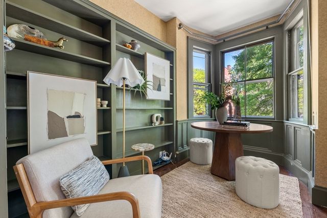 33 Chestnut St, Salem, MA 01970