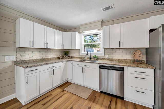 139 E Chateau Drive, West Columbia, SC 29170