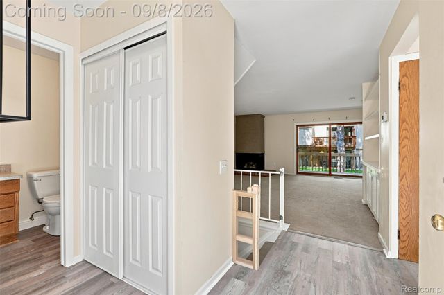 418 Willow Grove Lane, Rochester Hills, MI 48307
