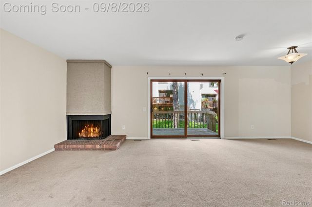 418 Willow Grove Lane, Rochester Hills, MI 48307
