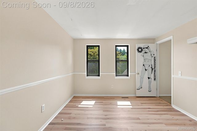 418 Willow Grove Lane, Rochester Hills, MI 48307