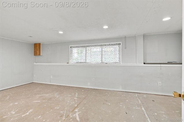 418 Willow Grove Lane, Rochester Hills, MI 48307